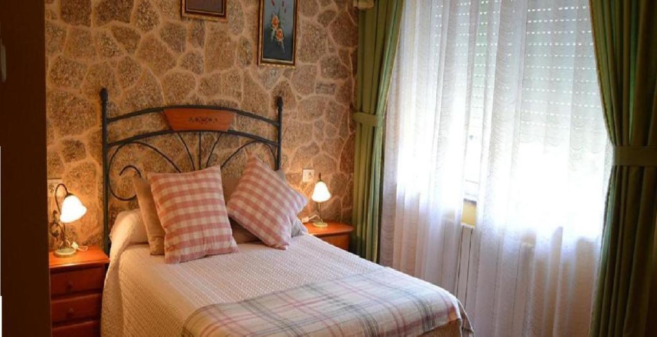 Casa Jesús Turismo Rural Lires Exterior foto